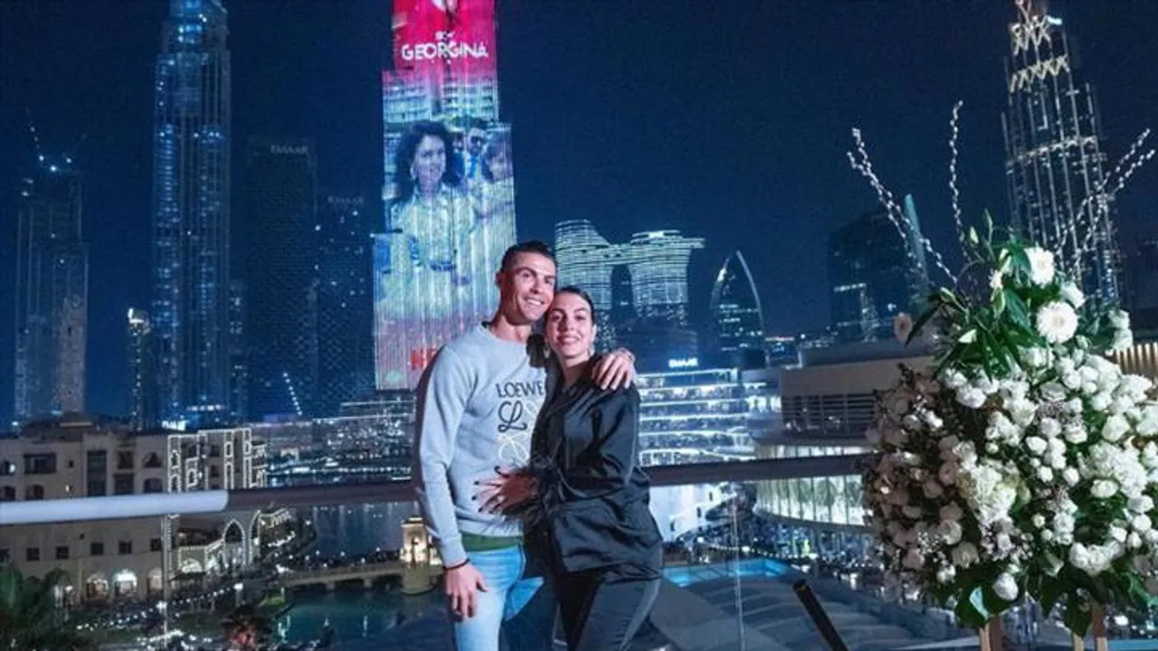 অভিনব উপহার দিলেন রোনাল্ডো