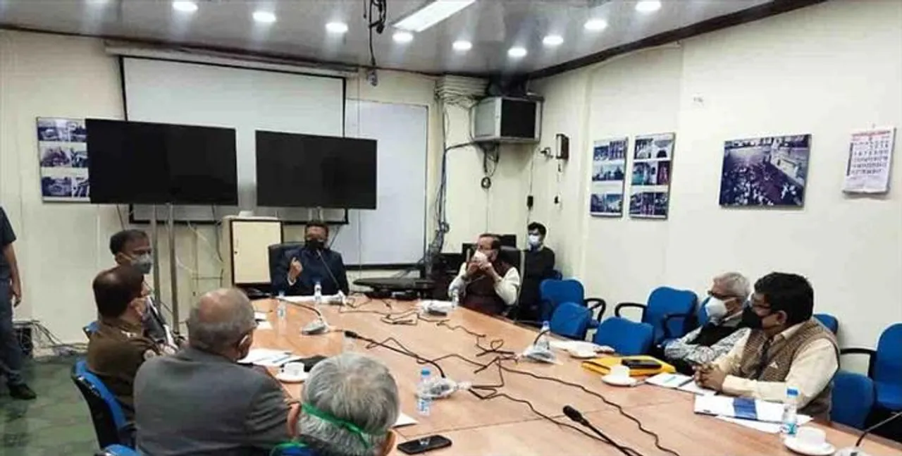 শহরে ফিরছে মাইক্রো কনটেনমেন্ট জোন