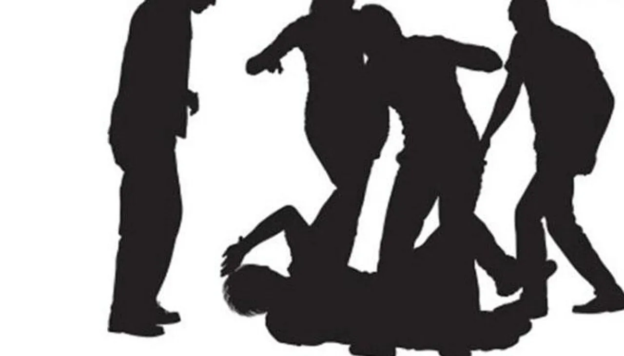 নাবালককে মারধরের অভিযোগ তৃণমূল নেতার বিরুদ্ধে