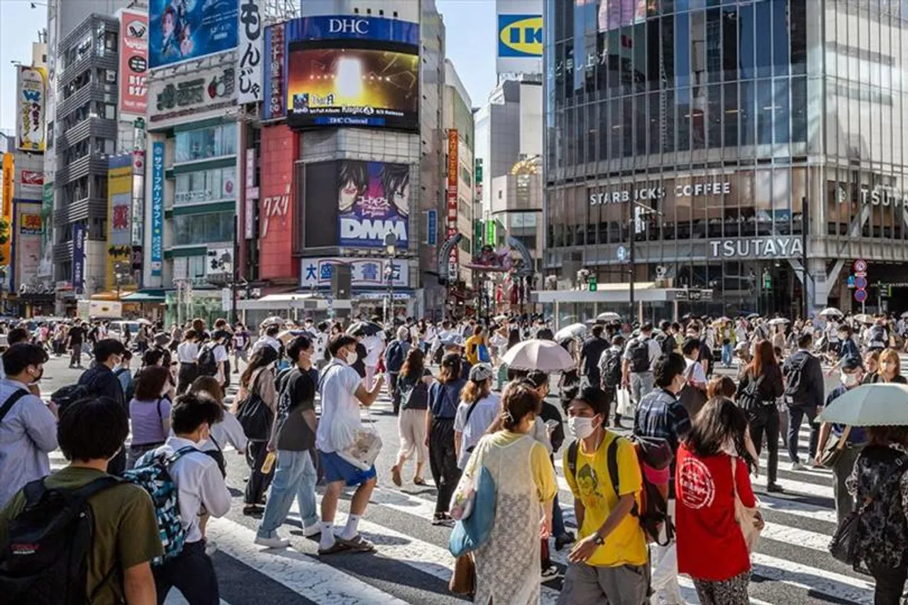 টোকিও ছাড়লে নাগরিকদের টাকা দেবে জাপান সরকার