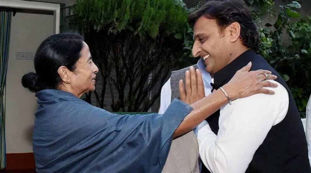 শিয়রে বিধানসভা ভোট, লখনউ যাচ্ছেন মমতা