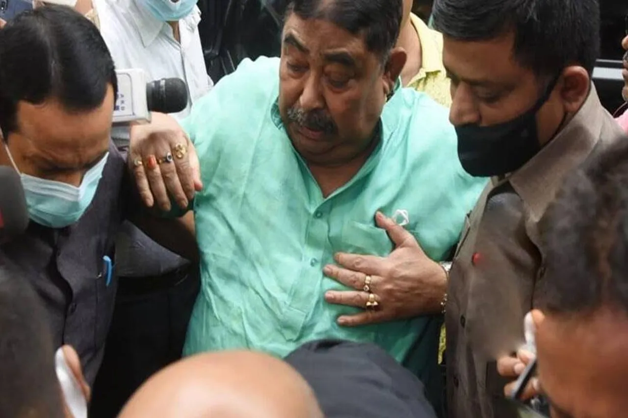 অনুব্রত মণ্ডলের জামিনের কাঁটা ফিরহাদের 'বাঘ' মন্তব্য?