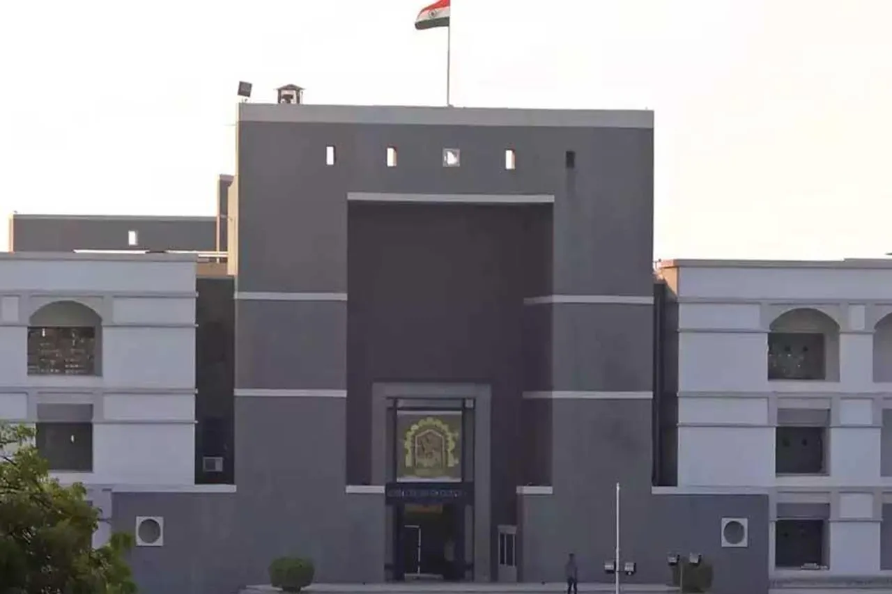 মরবি ব্রিজ দুর্ঘটনা : রাজ্য সরকারকে নোটিশ জারি গুজরাট হাইকোর্টের