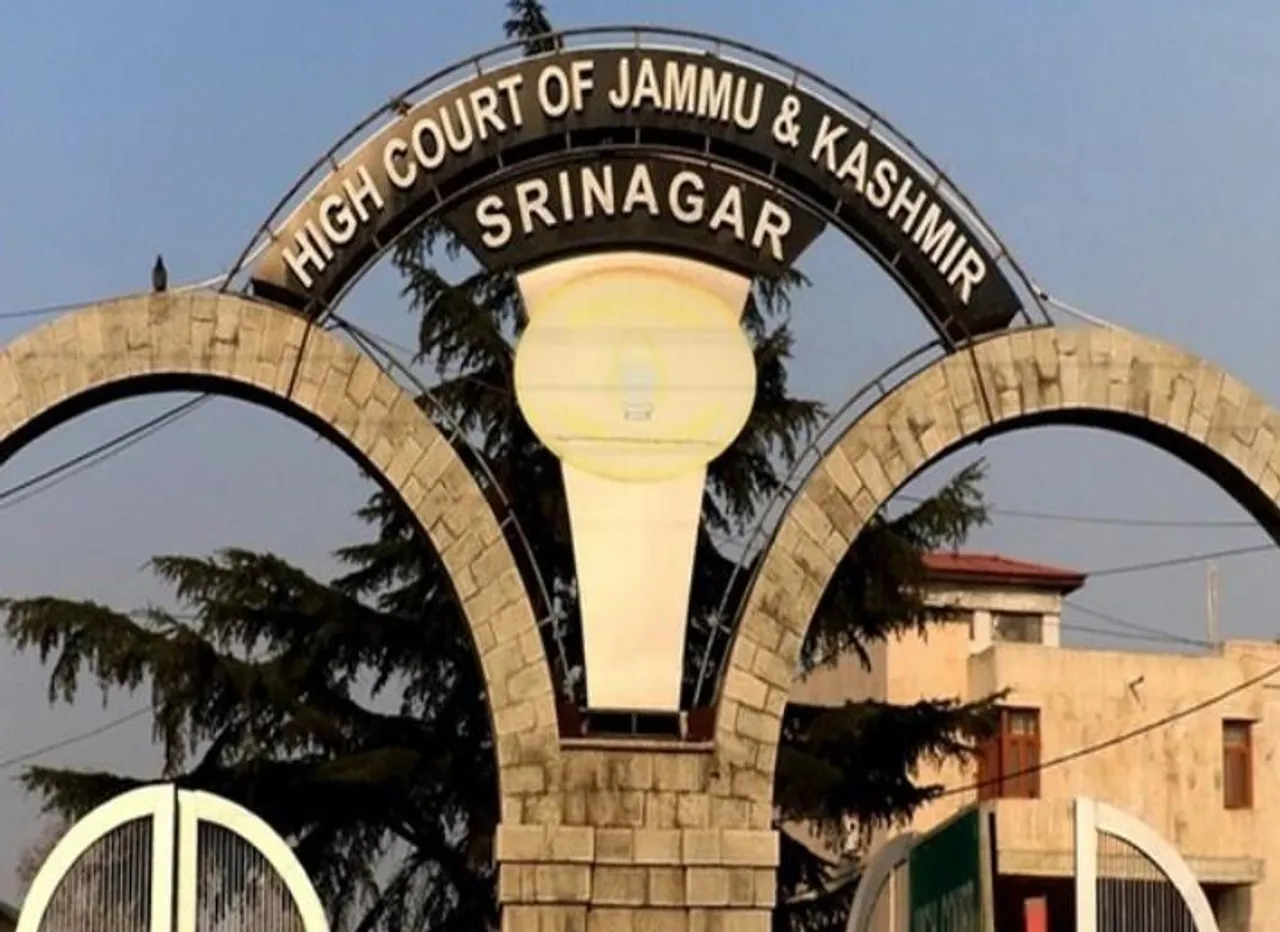 রাজৌরি হামলার ঘটনায় আগামীকাল বিচারিক কার্যক্রম স্থগিত করেছে জম্মু ও কাশ্মীর হাইকোর্ট