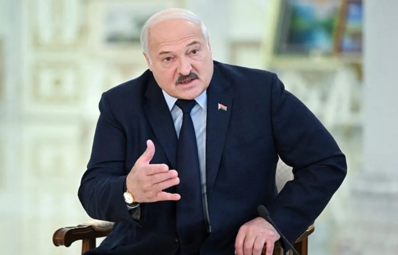 পুতিন ও বাইডেনের সঙ্গে ত্রিপক্ষীয় বৈঠকে লুকাশেঙ্কোর প্রস্তাবকে স্বাগত জানাবে না ওয়াশিংটন: ক্রেমলিন