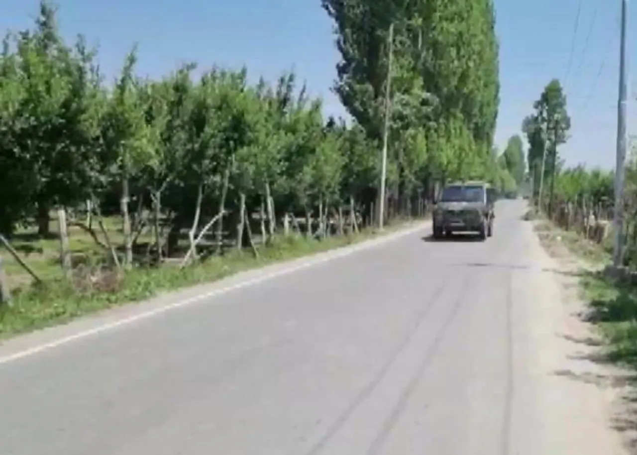 কাশ্মীরের বারামুল্লা জেলায় নিরাপত্তা বাহিনীর এনকাউন্টারে নিকেশ ৩ পাকিস্তানি জঙ্গি