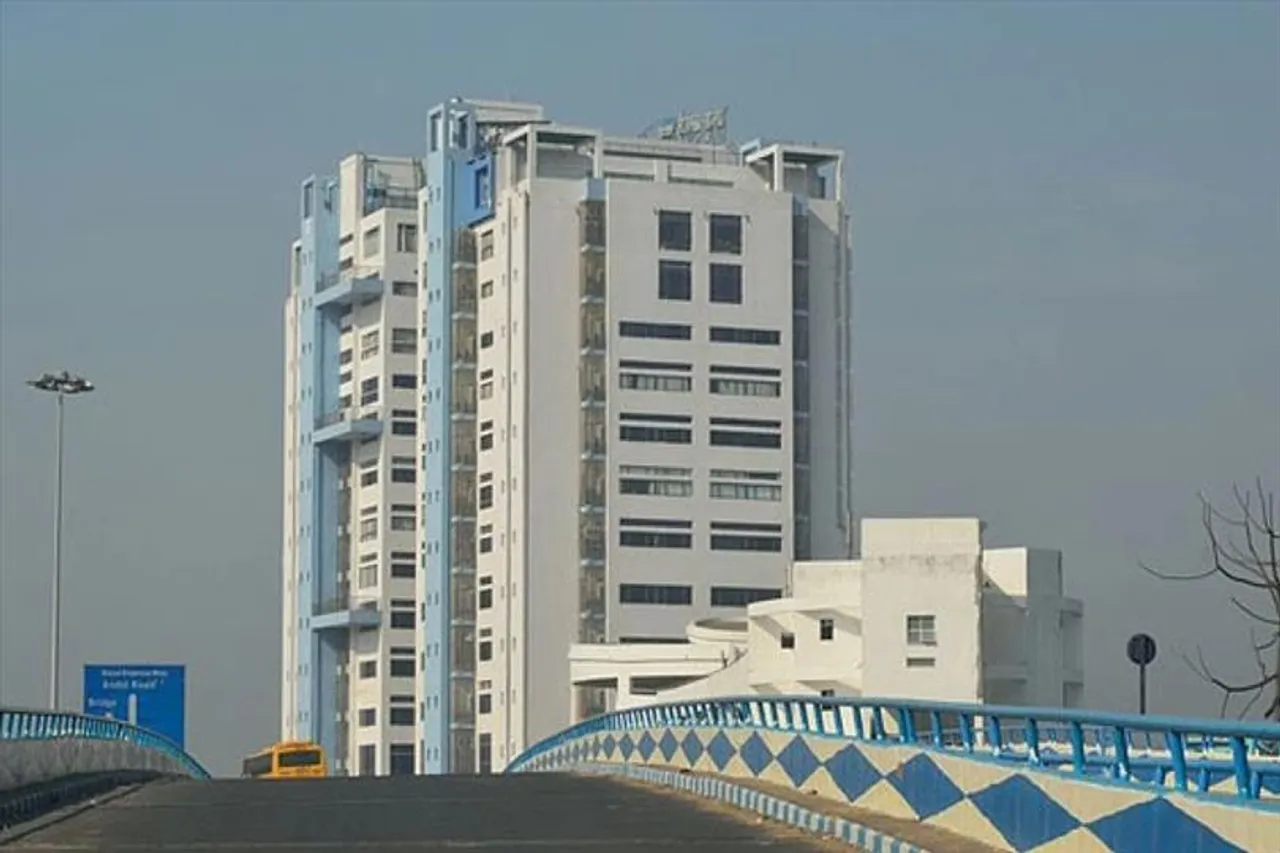 কয়েকটি ব্লকে মোবাইল ইন্টারনেট ও ব্রডব্যান্ড পরিষেবা বন্ধের সিদ্ধান্ত রাজ্যের