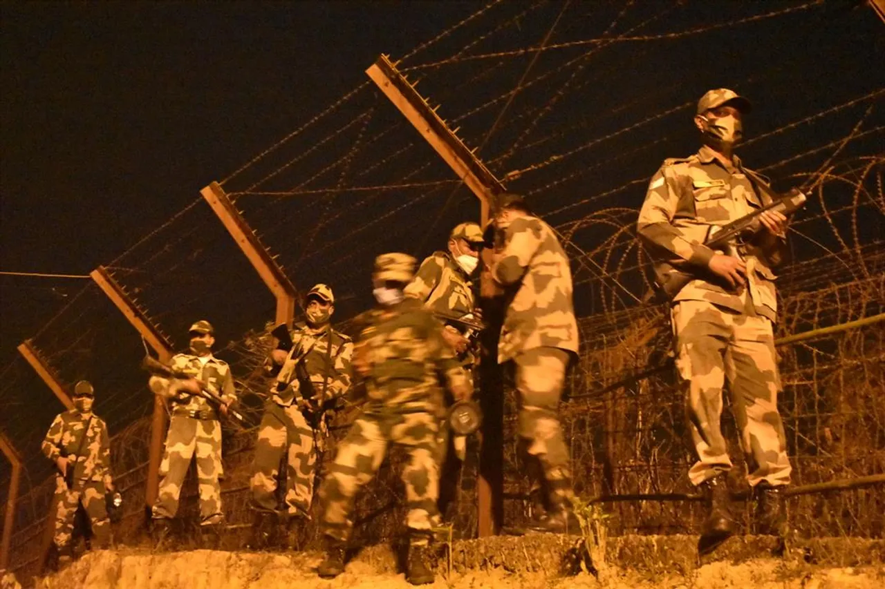 ত্রিপুরায় ভারত-বাংলাদেশ সীমান্তে হামলায় নিহত ২ বিএসএফ জওয়ান