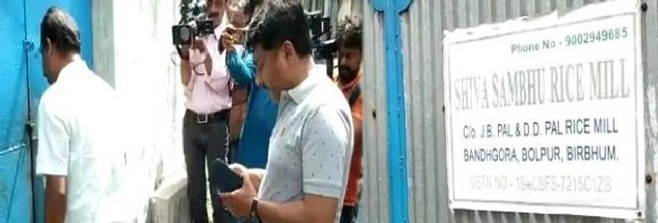 শিবশম্ভু চালকলে  চার ঘণ্টা ধরে চলছে তল্লাশি