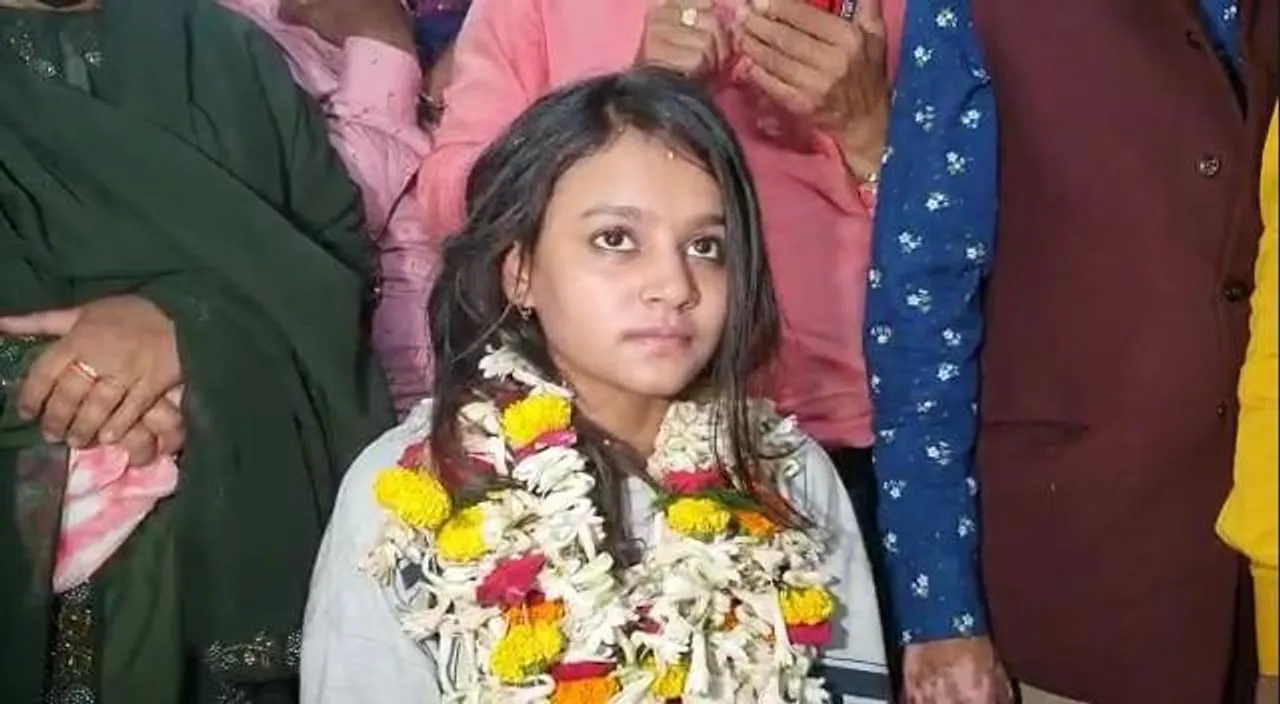 যুদ্ধক্ষেত্র ইউক্রেন থেকে বাড়ি ফিরলেন আসানসোলের পড়ুয়া