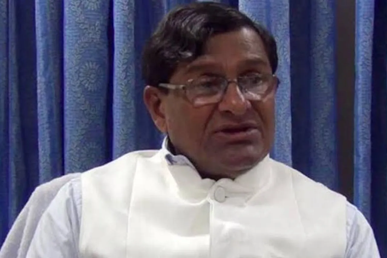 'ত্রিপুরায় স্বৈরাচারী শাসন চলছে'- মানিক দে