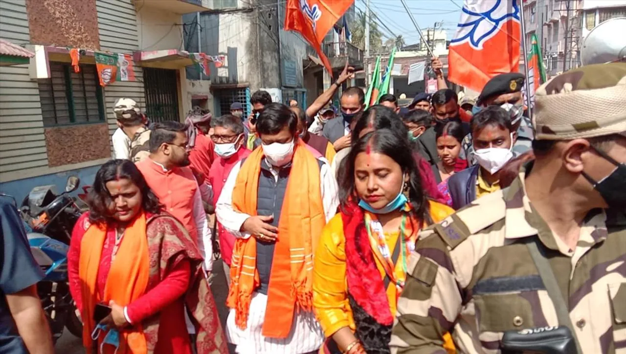 প্রচারে ঝড় তুলতে আসানসোলে উপস্থিত বিজেপির জেলা সভাপতি