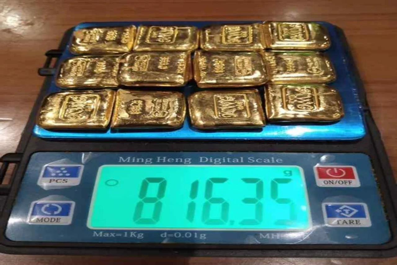 মুম্বাই বিমানবন্দরে ৯,১১৫ গ্রাম সোনা উদ্ধার