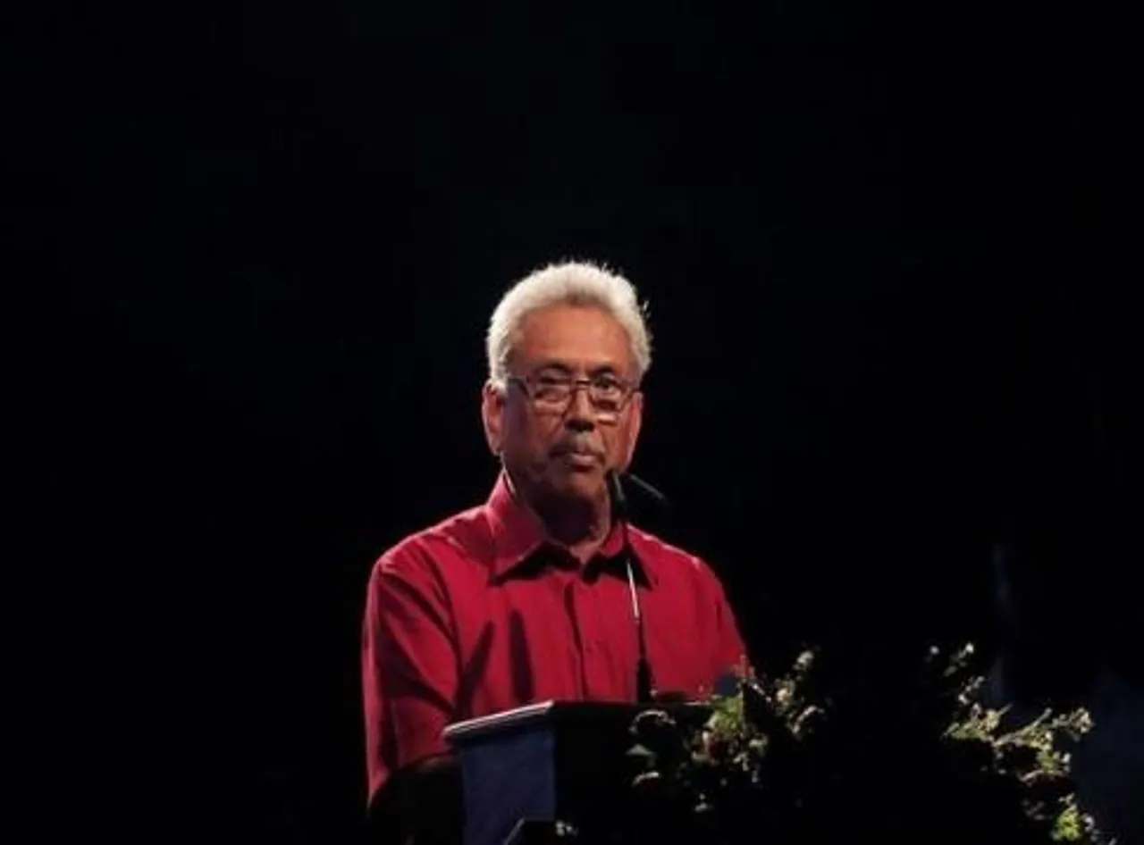 দেশ ছাড়লেন, তবু পদ ছাড়লেন না! গোতাবায়া পালানোয় বিপাকে শ্রীলঙ্কা