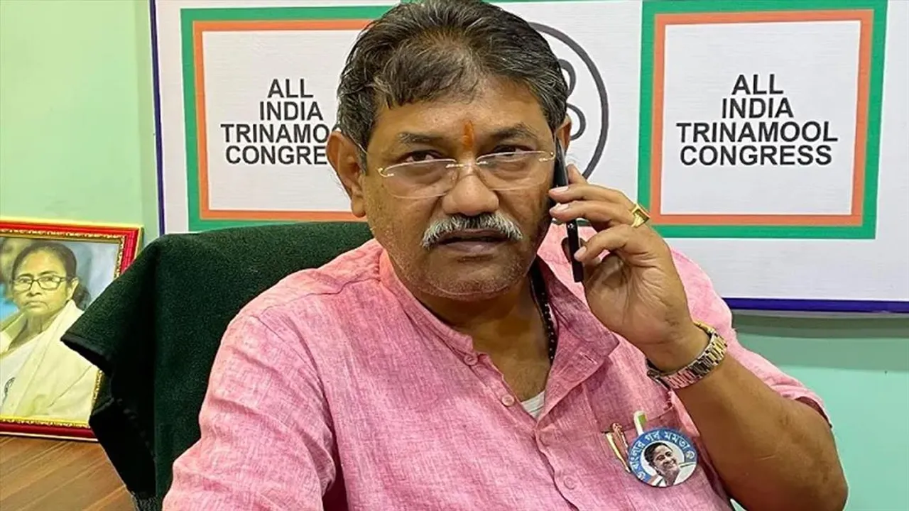 তৃণমূল বিধায়কের প্রচারে নিষেধাজ্ঞা জারি কমিশনের