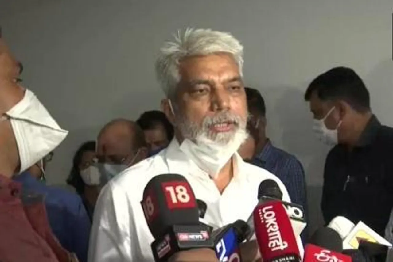 Maharashtra Bus Fire: নিহতদের নিকটাত্মীয়দের ৫ লক্ষ টাকা করে অনুদান দেওয়ার ঘোষণা মুখ্যমন্ত্রীর