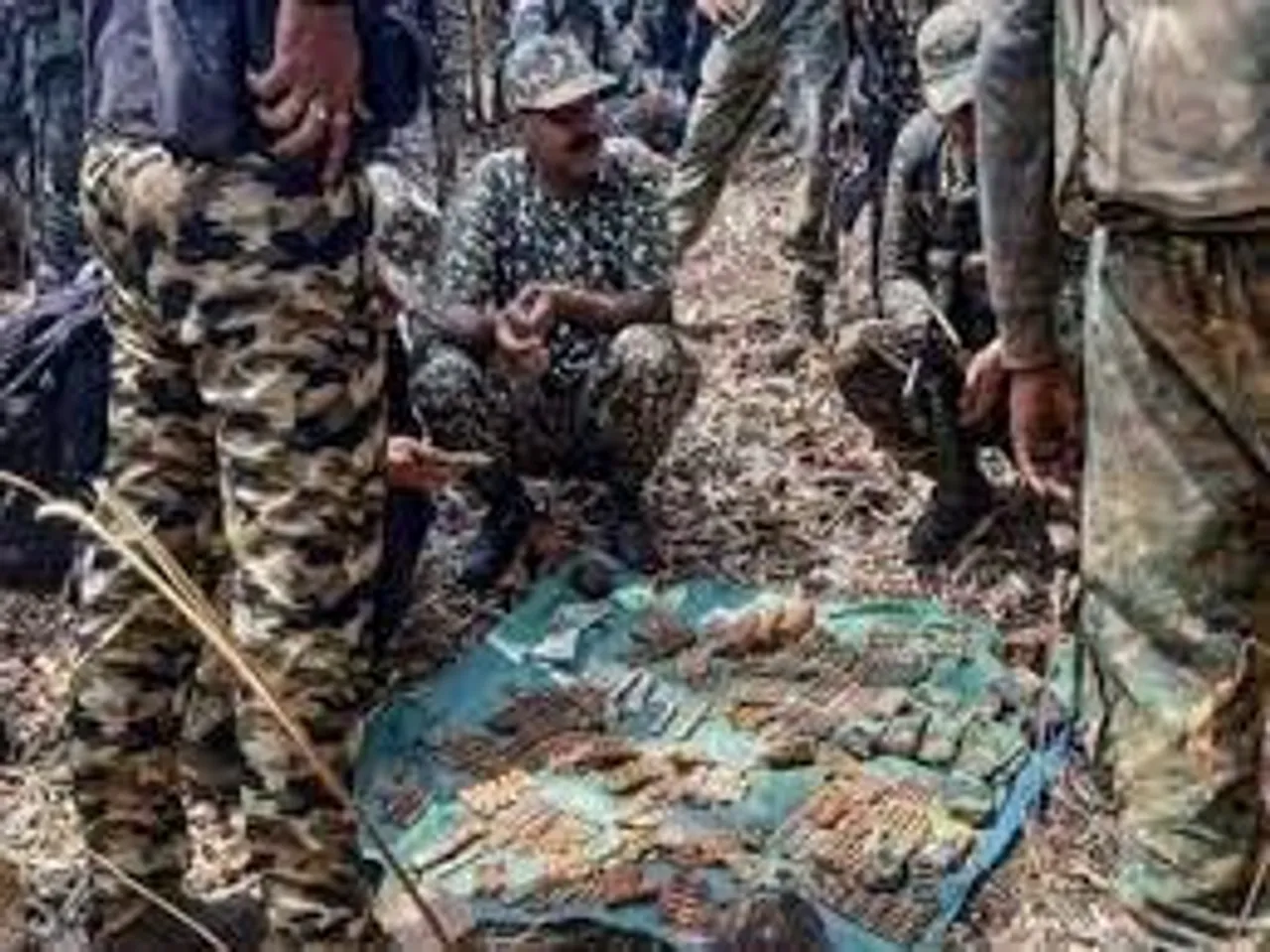 ভয়ঙ্কর সংঘর্ষে গুলিবিদ্ধ মাওবাদী কমান্ডার নিহত