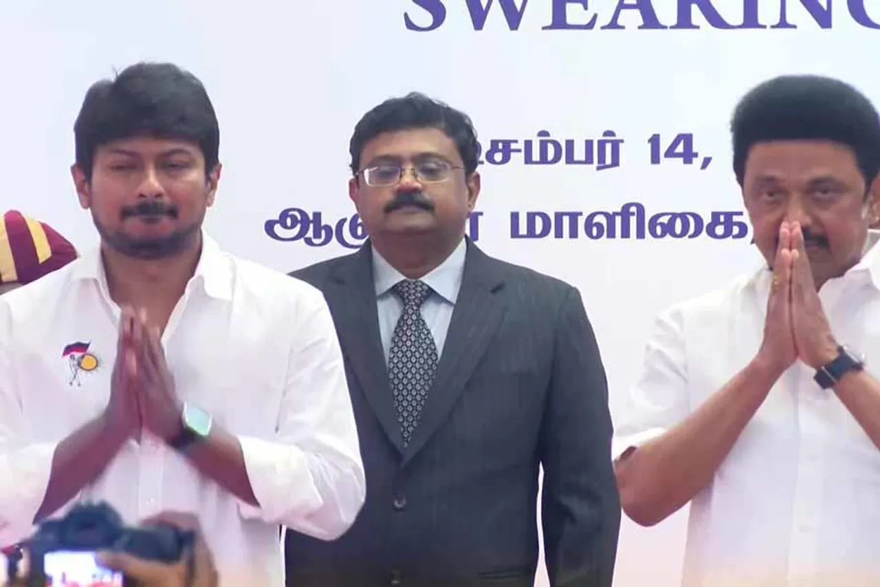 মন্ত্রী হিসেবে শপথ নিলেন স্ট্যালিন-পুত্র উদয়নিধি