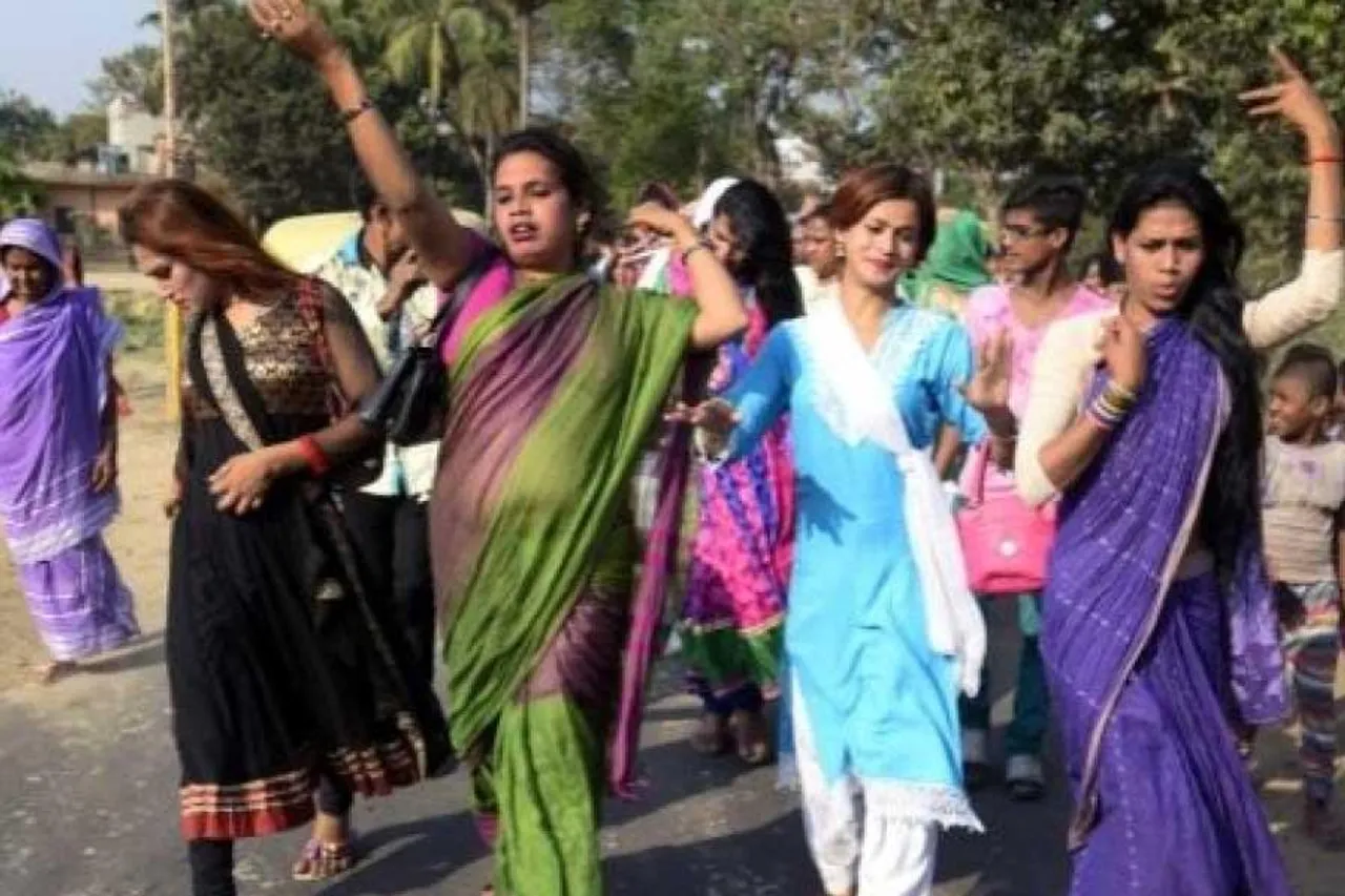 রূপান্তরকামীদের অনলাইন এডুকেশনের পক্ষে সওয়াল রাজ্যপালের