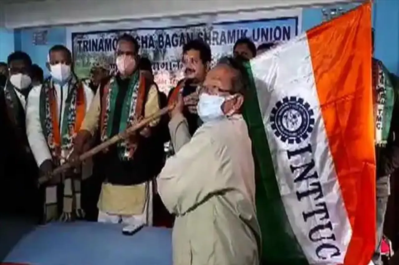 তৃণমূলে যোগদান বাম নেতার