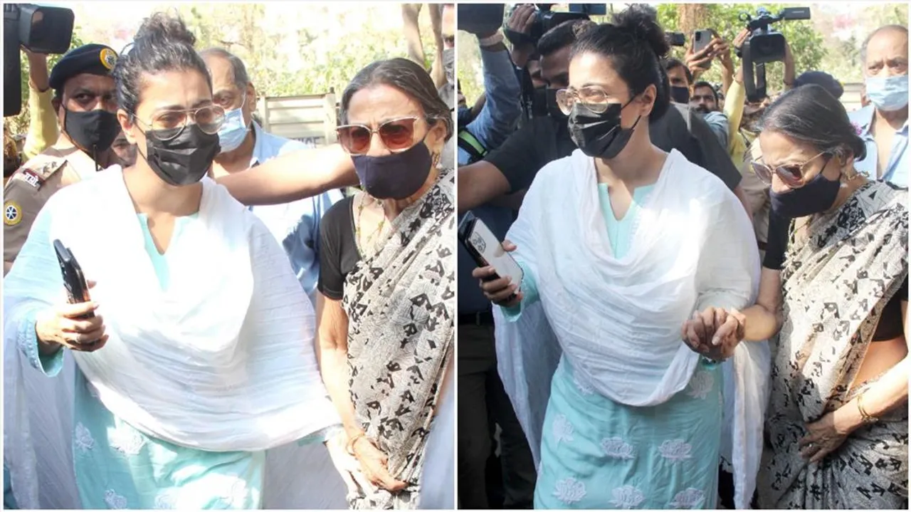 বাপ্পী লাহিড়ীর বাড়িতে হাজির কাজল এবং তনুজা