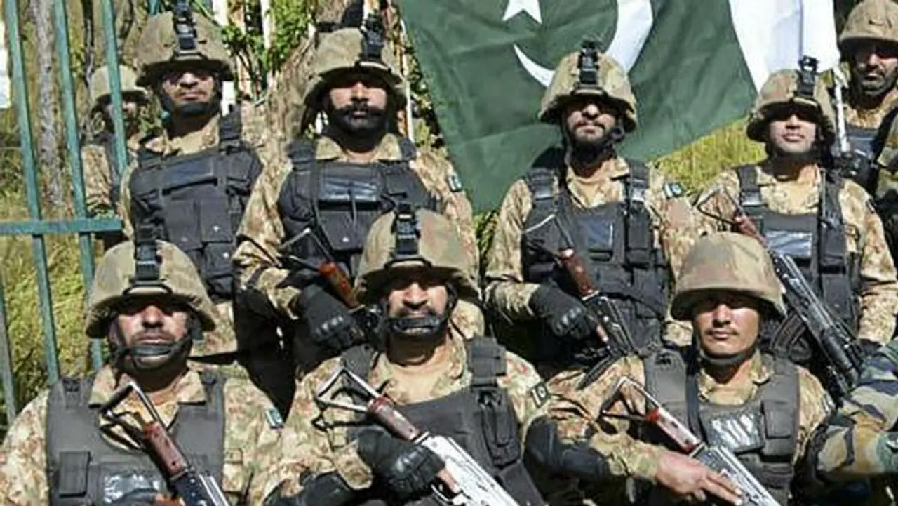 পাক-অধিকৃত কাশ্মীরে জঙ্গি ট্রেনিং ক্যাম্প!