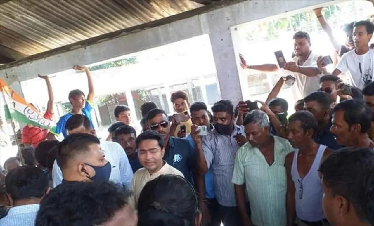 জলপাইগুড়িতে হাট সংস্কারের জন্য ২৫ লক্ষ টাকার তহবিলের আশ্বাস অভিষেকের