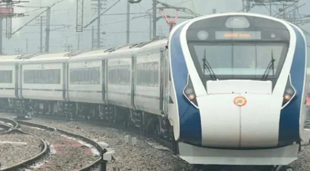 বিহারের কাটিহারে বন্দে ভারত ট্রেনে পাথর নিক্ষেপ