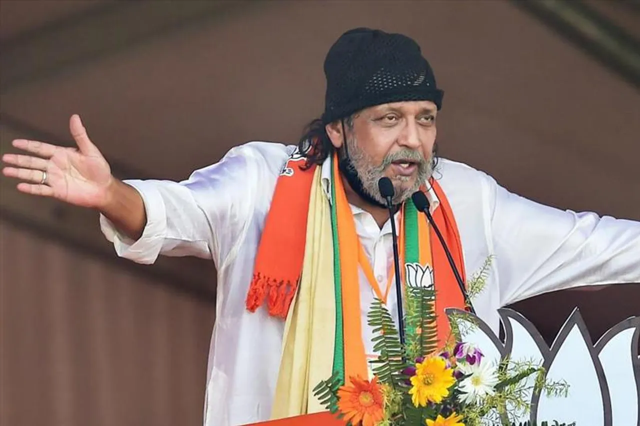 আদিবাসীদের একেবারে মন কি বাত শুনলেন 'মহাগুরু' মিঠুন