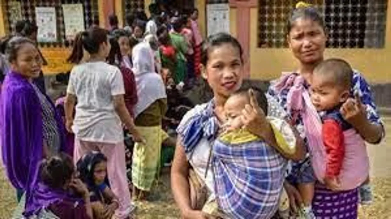 ত্রিপুরায় জারি হাড্ডাহাড্ডি লড়াই