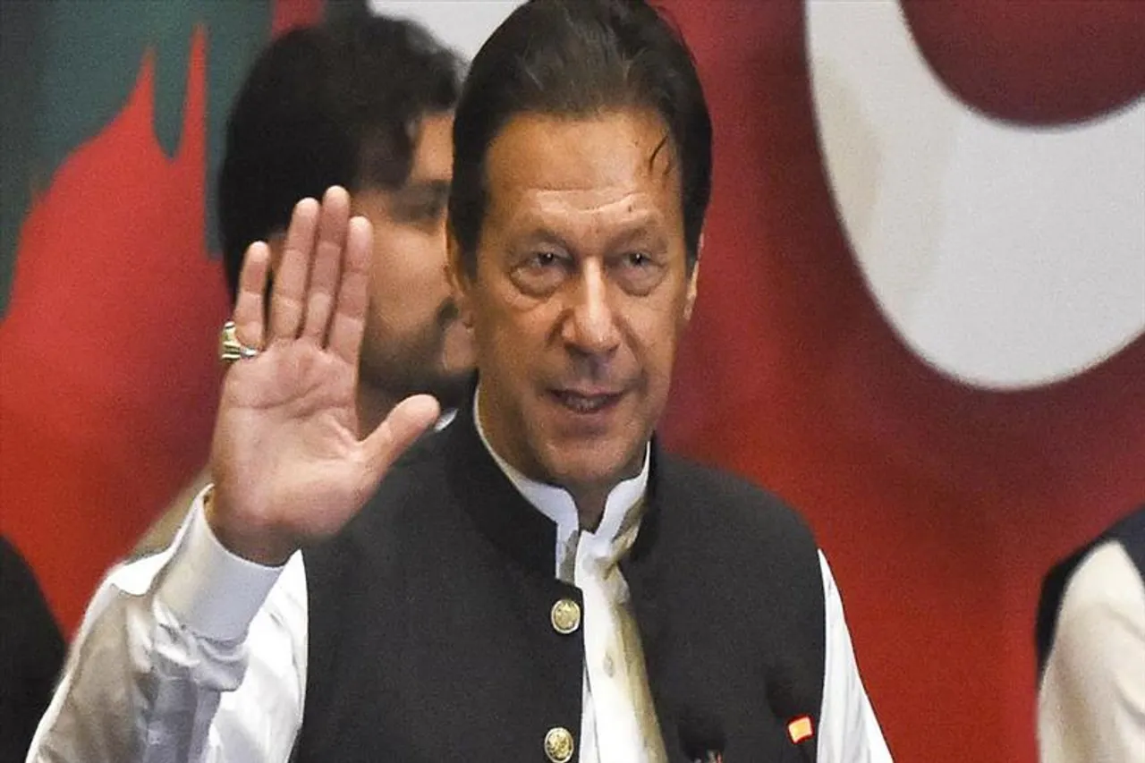 একটা নয়, ৩-৪টে গুলি লেগেছে ইমরানের, দাবি তেহরিক ই ইনসাফের