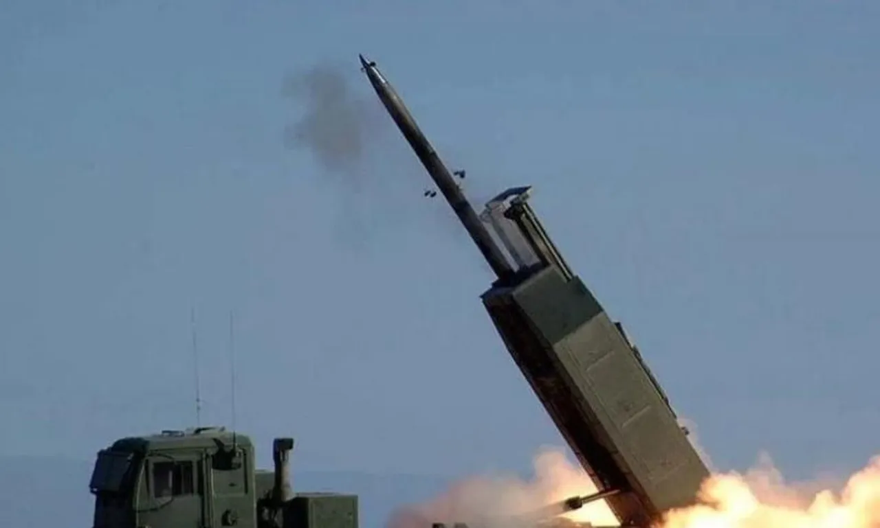 রুশ হুমকির পরও ইউক্রেনে অস্ত্র পাঠানো জারি রাখবে যুক্তরাষ্ট্র