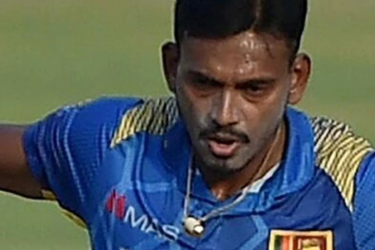 Asia Cup: ভারত-পাকিস্তানের পর শ্রীলঙ্কার ক্রিকেটারও ছিটকে গেলেন