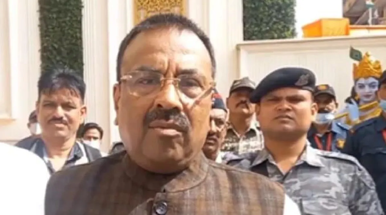 ফোন ধরে ‘হ্যালো’ নয়, বলতে হবে ‘বন্দে মাতরম্’, দায়িত্ব পেয়েই নির্দেশ মন্ত্রীর