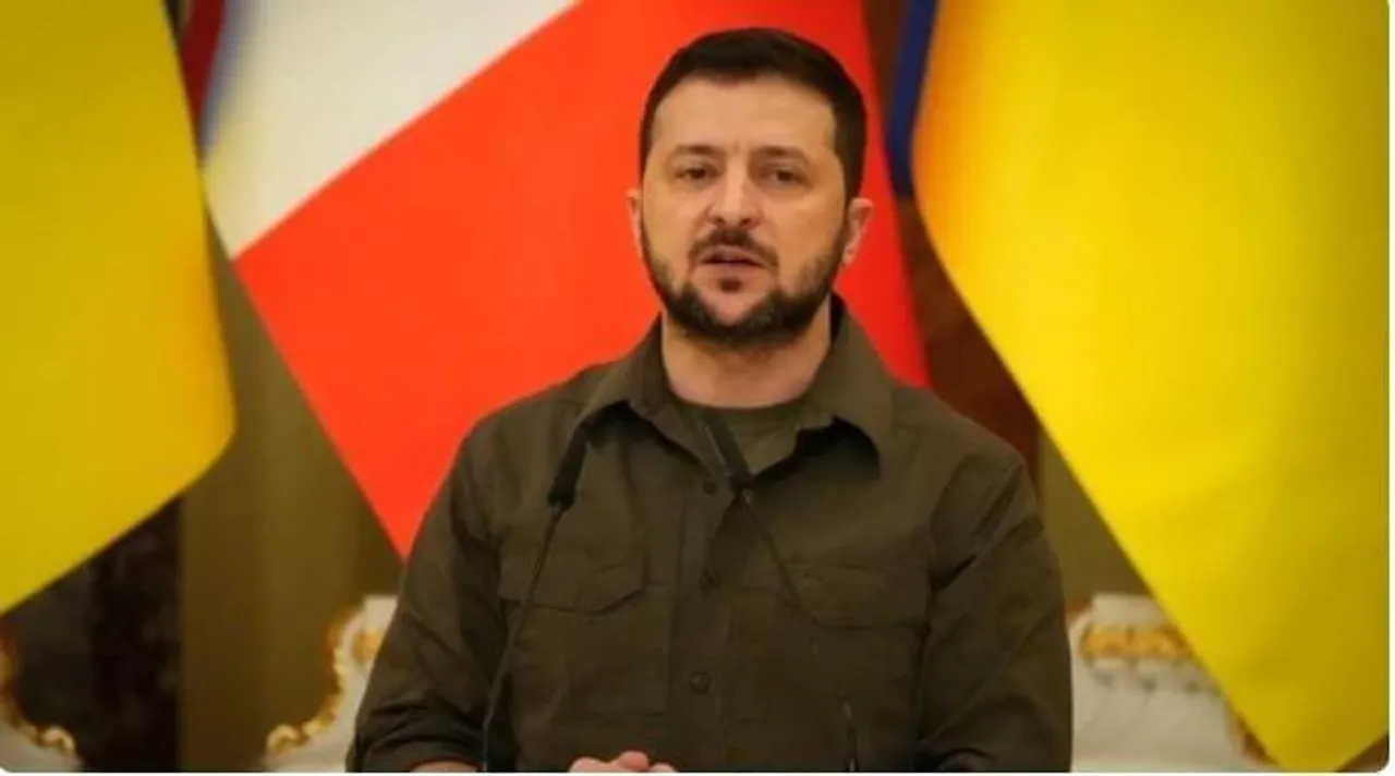 ইউক্রেনের প্রেসিডেন্ট ও ফার্স্ট লেডির ভোগ ম্যাগাজিনের জন্য পোজ, ছবি ভাইরাল