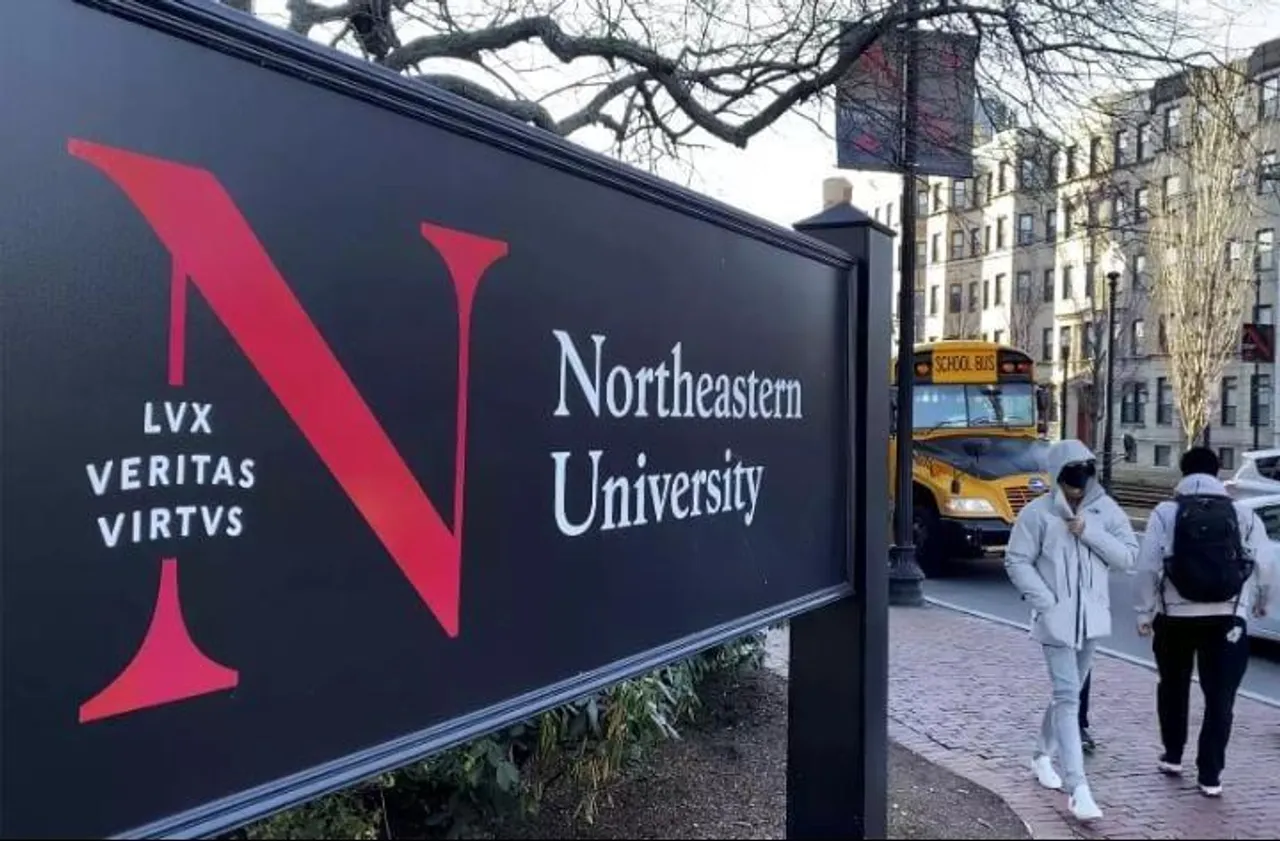 বোস্টন বোমা আতঙ্ক: বিস্ফোরণে ১ জন আহত, খালি করা হল কলেজ