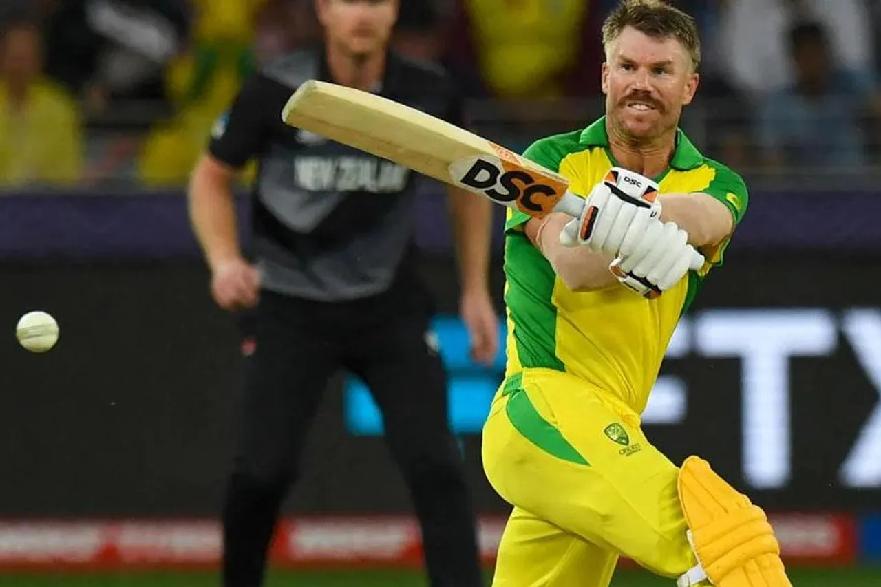 স্বাধীনতা দিবসের শুভেচ্ছা জানালেন ওয়ার্নার