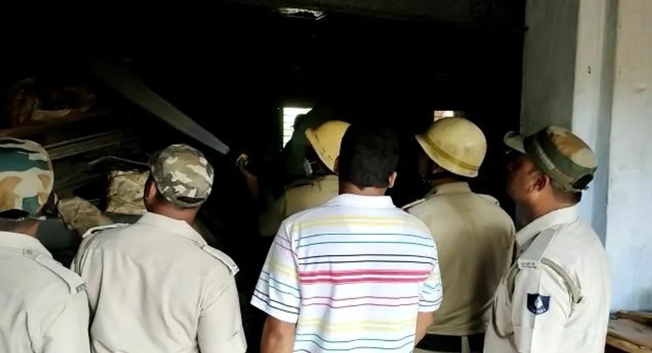 সাতসকালে ইসিএলের ছাপাখানায় আগুন