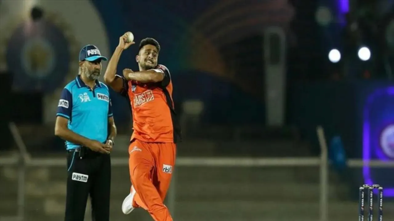 আইপিএলের চলতি মরশুমে দ্রুততম বলটি করলেন উমরান মালিক