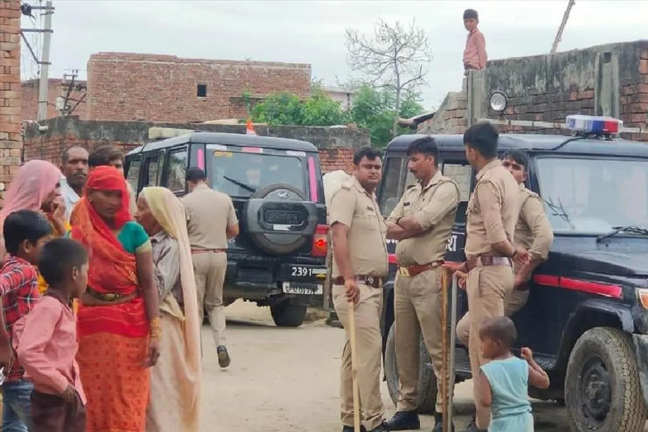 তেরঙ্গা যাত্রার মাঝে ঘটলো দুর্ঘটনা