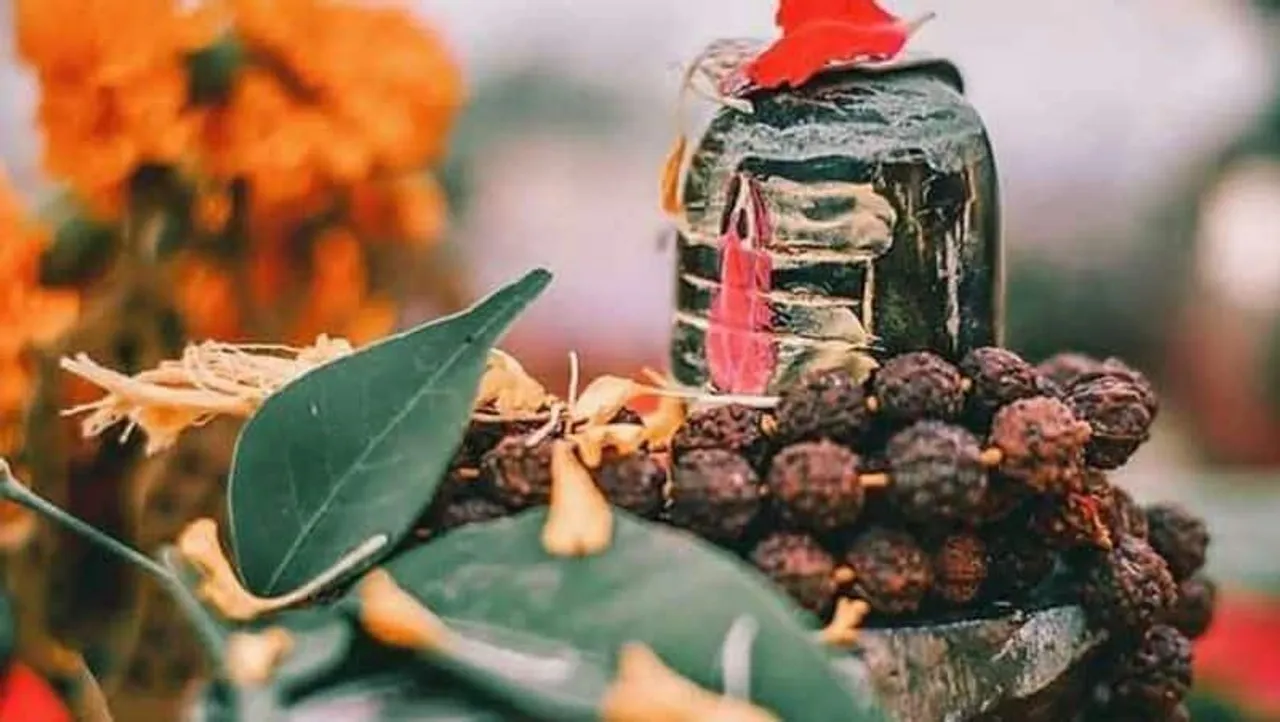 শ্রাবণ মাসে করুন এই টোটকা