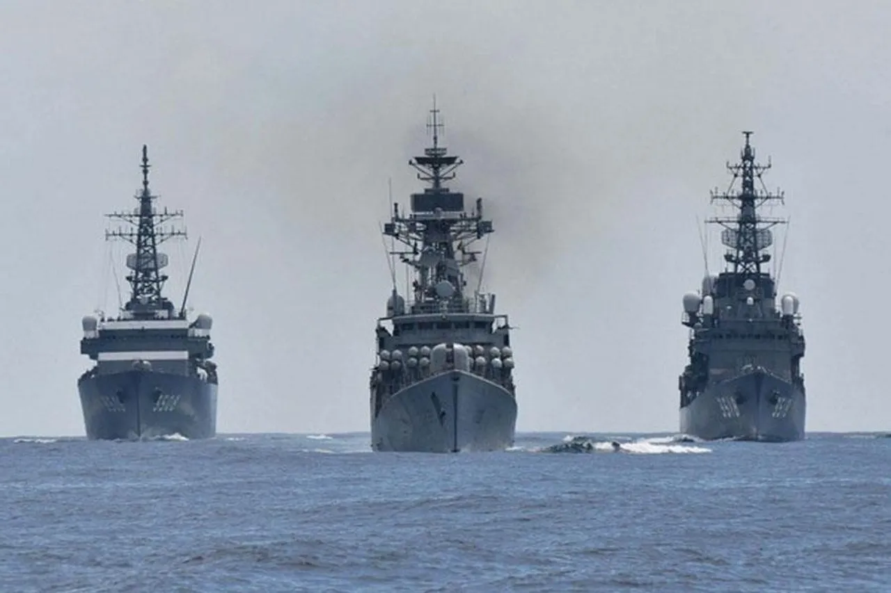 পশ্চিম আফ্রিকার সৈন্যদের  সঙ্গে  হঠাৎ নৌমহড়া মার্কিন সামরিক বাহিনীর