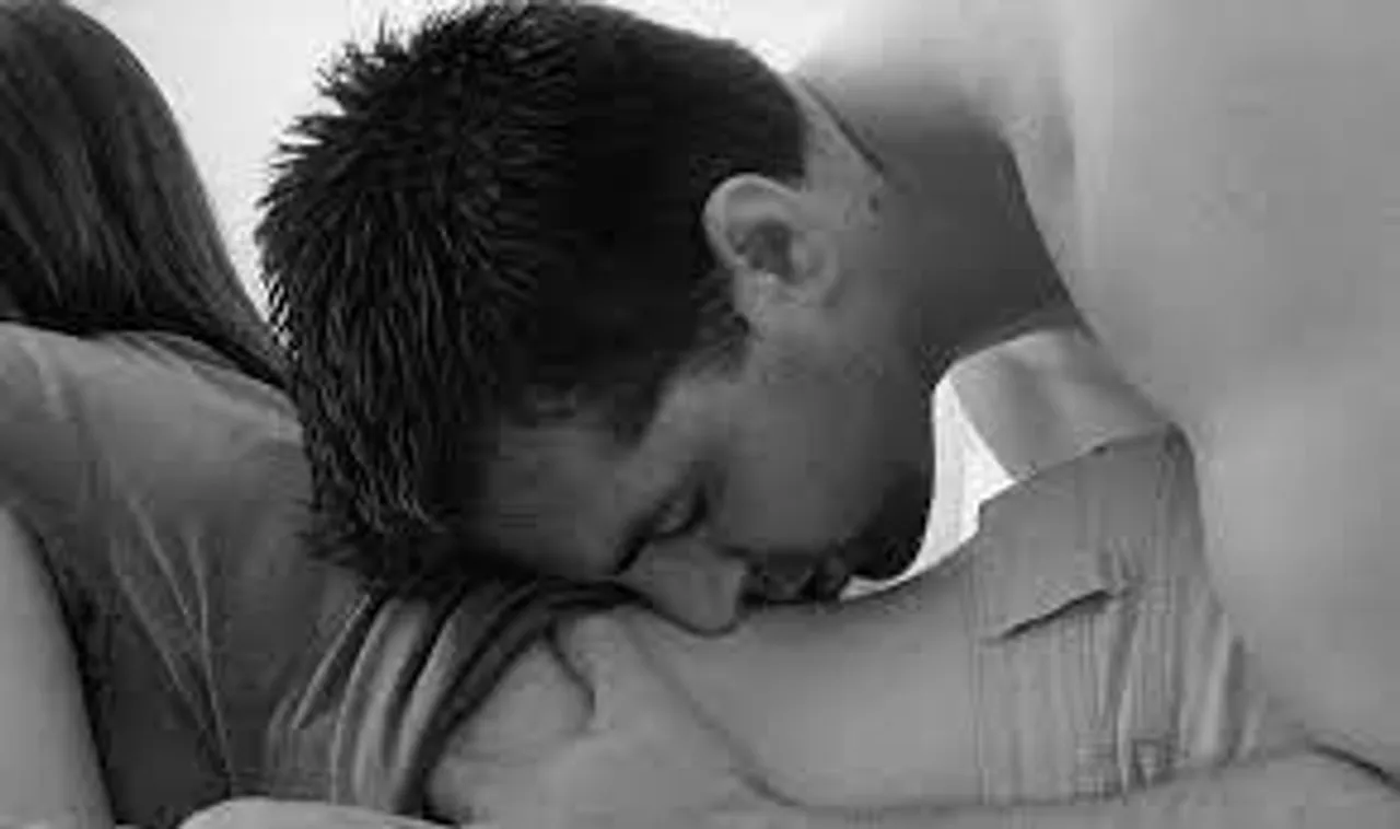 ভালোবাসায় রঙ আনুন