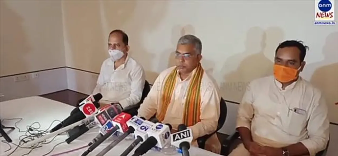 খড়গপুরের একটি বেসরকারি আবাসনে বিজেপির সাংবাদিক বৈঠক