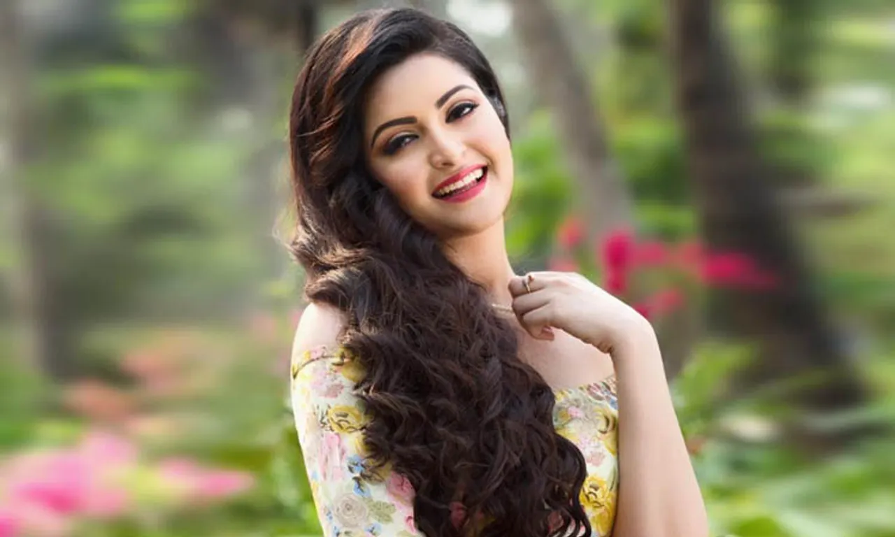 ধর্ষণ ও হত্যাচেষ্টার মামলা: ফেসে যাচ্ছেন বাংলাদেশের চলচ্চিত্র নায়িকা পরীমণি!