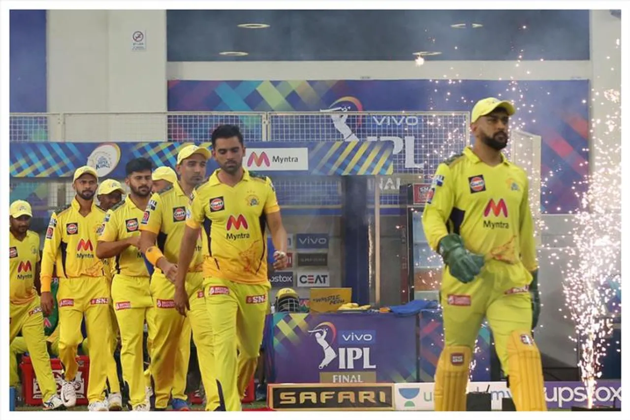 ২০২৪-এও খেলা চালিয়ে যাবেন ধোনি? মিলল বিরাট ইঙ্গিত