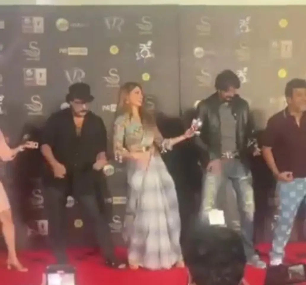 কিচ্ছা সুদীপের সঙ্গে গানের তালে গা ভাসালেন জ্যাকলিন ফার্নান্ডেজ