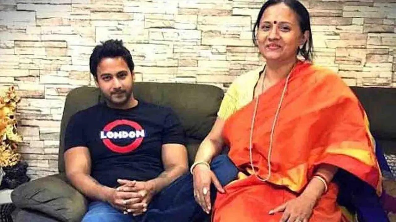 প্রয়াত যশ দাশগুপ্তের মা