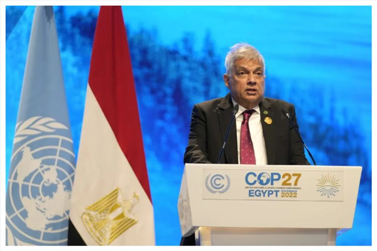 পার্লামেন্ট স্থগিত করলেন শ্রীলংকার প্রেসিডেন্ট