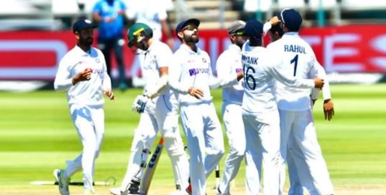 উইকেটের খোঁজে টিম ইন্ডিয়া